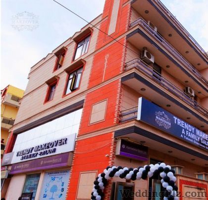 Trendy Makeover Salon Beauty Parlours weddingplz