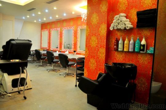 Amber Unisex Salon Beauty Parlours weddingplz