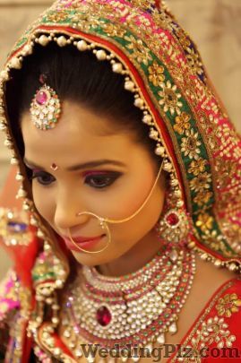 Shweta Gaur Makeup Artist Beauty Parlours weddingplz
