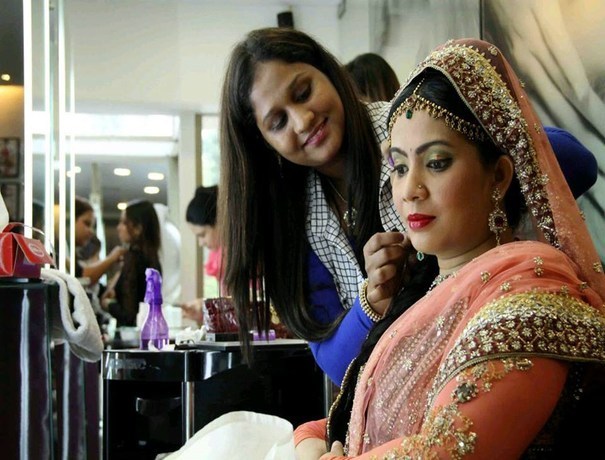 Chanells Makeover Beauty Parlours weddingplz