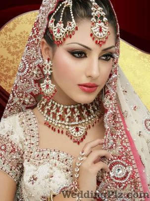 ShowStopper Ladies Beauty Salon Beauty Parlours weddingplz