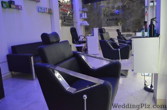 Creative Scissorz Beauty Parlours weddingplz