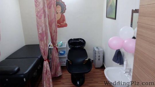 FreshLooks Beauty Salon and Spa Beauty Parlours weddingplz