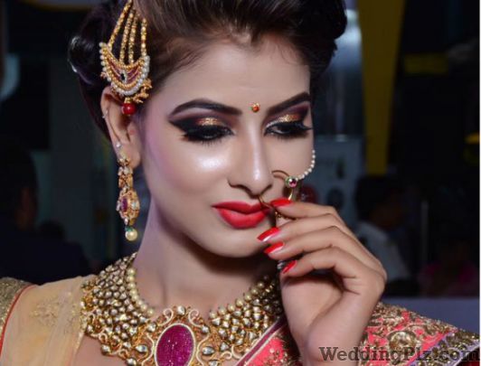 The Master Touch Salon nd Academy Beauty Parlours weddingplz