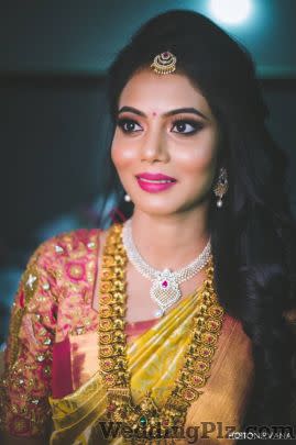 Shreeya Pawar Makeup Studio Beauty Parlours weddingplz