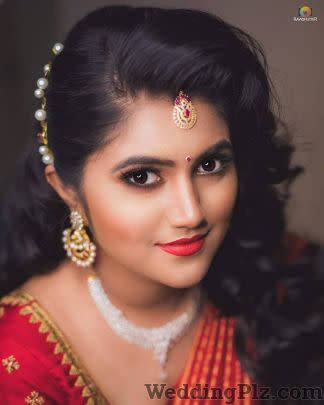 Shreeya Pawar Makeup Studio Beauty Parlours weddingplz