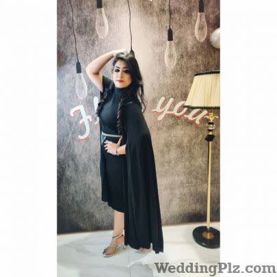 FleekYou Salon   Best Salon in Paschim Vihar Beauty Parlours weddingplz