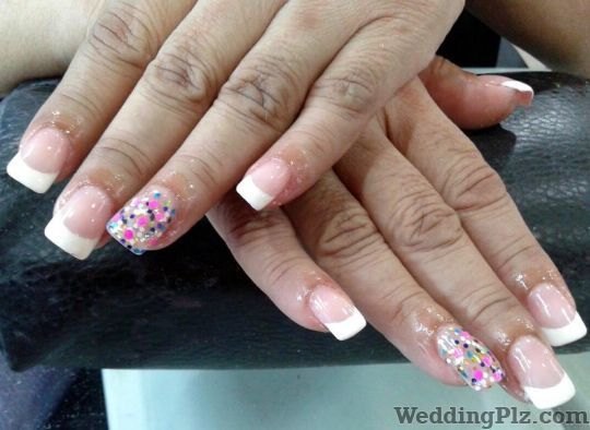 Paint Me Pretty Nail Studio Nail Art Studios weddingplz