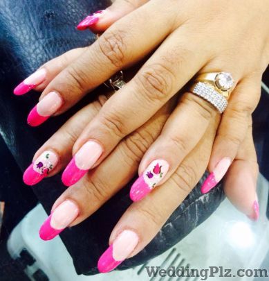 Paint Me Pretty Nail Studio Nail Art Studios weddingplz