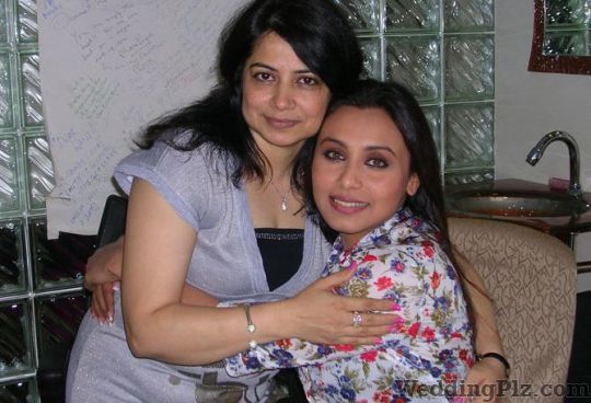 Kavis Nail Care Nail Art Studios weddingplz