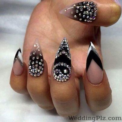 Pearl Fashionista Studio Nail Art Studios weddingplz