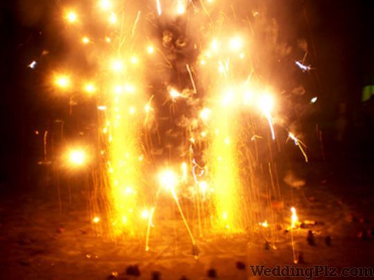 Ajit Kumar Khinchi Ghodi And Baggi Band Wala Fireworks and Crackers weddingplz