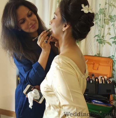 Make Up Diary By Nishi Singh Makeup Artists weddingplz