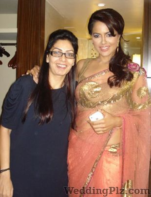 Komal Gulati Makeup Artist Makeup Artists weddingplz
