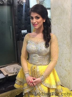 Komal Gulati Makeup Artist Makeup Artists weddingplz