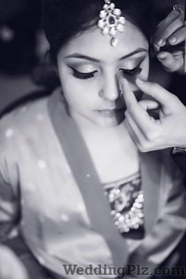 Dress Ur Face By Monika Chopra Makeup Artists weddingplz