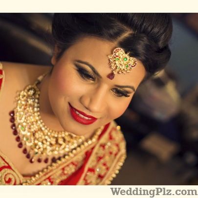 Dress Ur Face By Monika Chopra Makeup Artists weddingplz