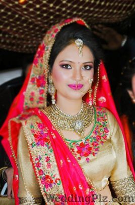 Dress Ur Face By Monika Chopra Makeup Artists weddingplz