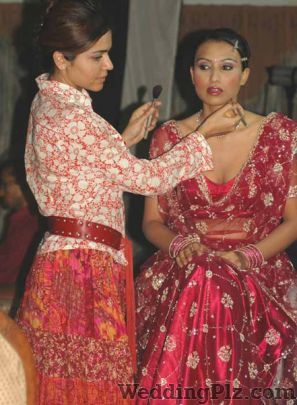 Shalini Vasisht Makeup Artist Makeup Artists weddingplz