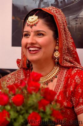 Shalini Vasisht Makeup Artist Makeup Artists weddingplz