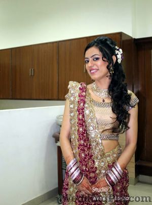 Sarita Sharma Makeup Artist Makeup Artists weddingplz