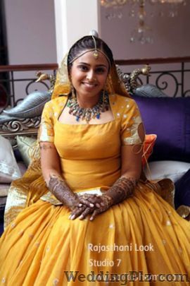 Sarita Sharma Makeup Artist Makeup Artists weddingplz