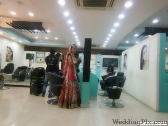 Meenakshi Dutt Makeup Artist Makeup Artists weddingplz