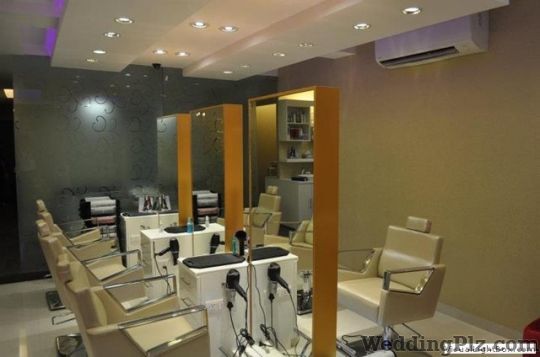 Meenakshi Dutt Makeup Artist Makeup Artists weddingplz