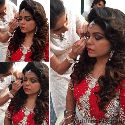 Nivritti Chandra Makeup Artists weddingplz