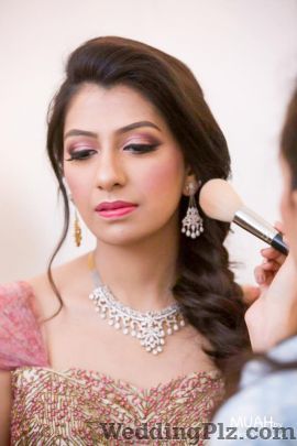 Sakshi Sood MakeUp Artist and Hair Stylist Makeup Artists weddingplz
