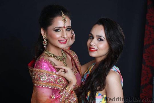 Sakshi Sood MakeUp Artist and Hair Stylist Makeup Artists weddingplz