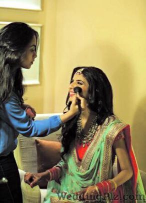 Sakshi Sood MakeUp Artist and Hair Stylist Makeup Artists weddingplz