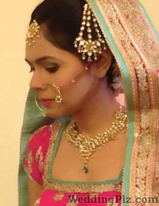 Sohni J Stylist and Makeup Artist Makeup Artists weddingplz