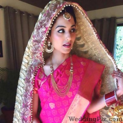 Sohni J Stylist and Makeup Artist Makeup Artists weddingplz