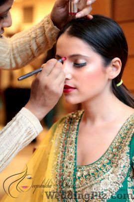 Deepshikha Dhiri Make Up Artist Makeup Artists weddingplz