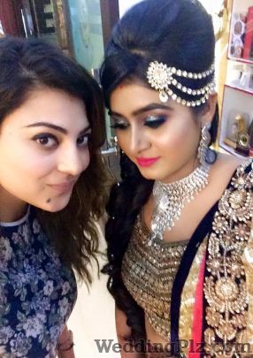 Ekta Bakshi Professional Make Up Artist Makeup Artists weddingplz