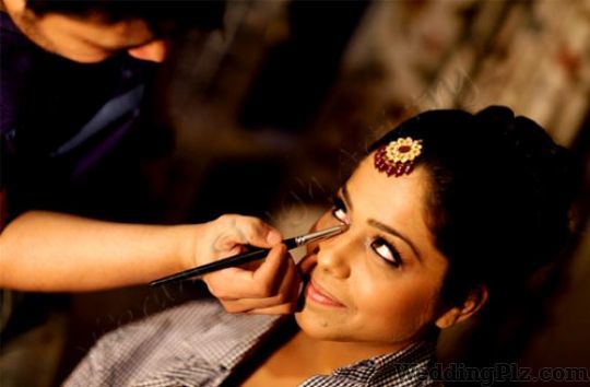 Vikram Singh Artistry Makeup Artists weddingplz