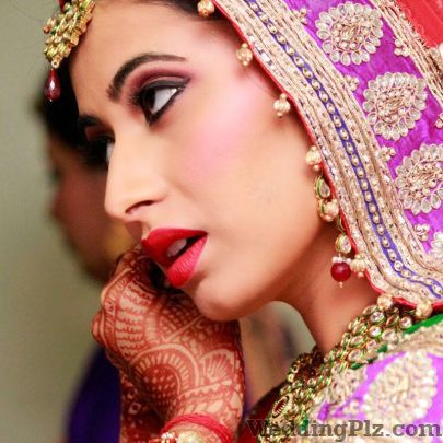 Supriti Batra Makeup Artists weddingplz