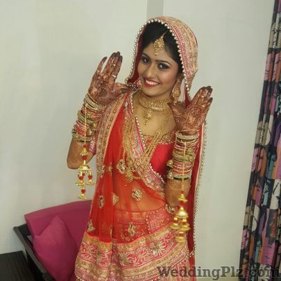 Supriti Batra Makeup Artists weddingplz