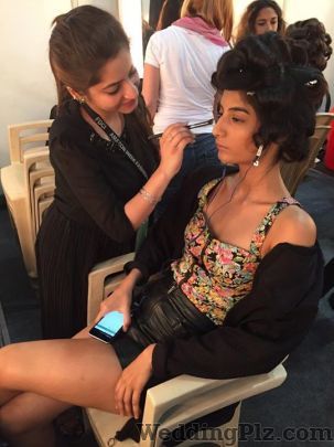 Ishika Arya MUA Makeup Artists weddingplz