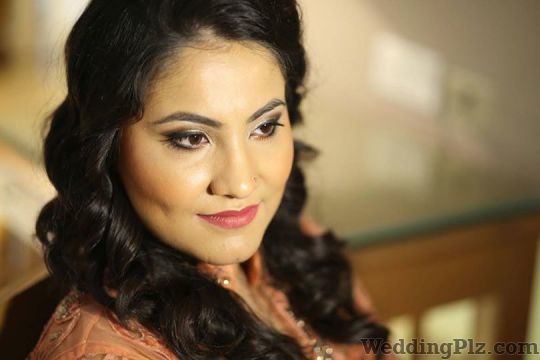 Shallu Chandla Make Up and Hair Styling Makeup Artists weddingplz