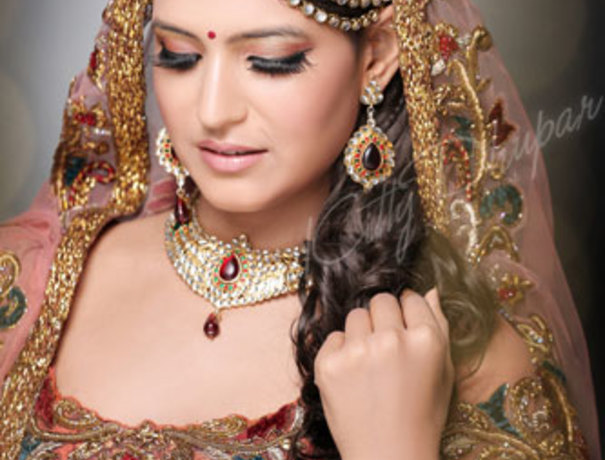 Kitty Dhupar Makeup Artist Makeup Artists weddingplz