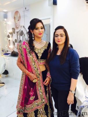 Kitty Dhupar Makeup Artist Makeup Artists weddingplz