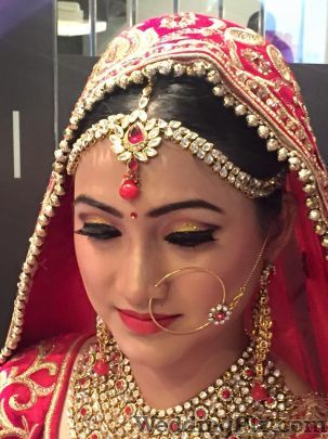 Gursaakshi Sahni Chhabra Makeovers Makeup Artists weddingplz