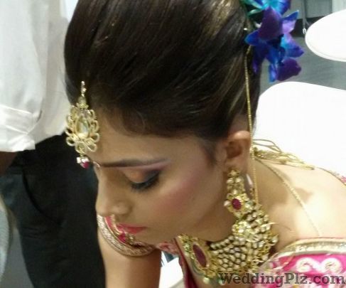 Step 2 Beauty by Mona Mahajan Makeup Artists weddingplz