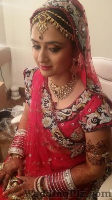 Step 2 Beauty by Mona Mahajan Makeup Artists weddingplz