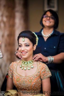 Anu Kaushik Makeup Artist Makeup Artists weddingplz
