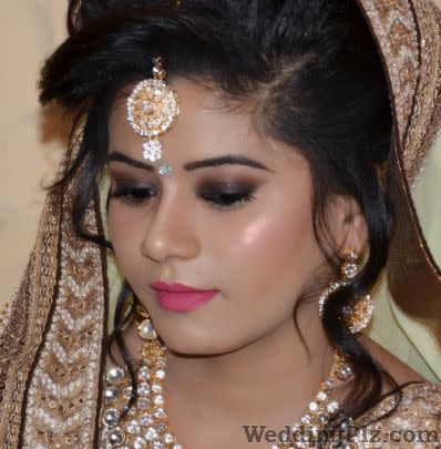 Soniya Makeup Artist Makeup Artists weddingplz