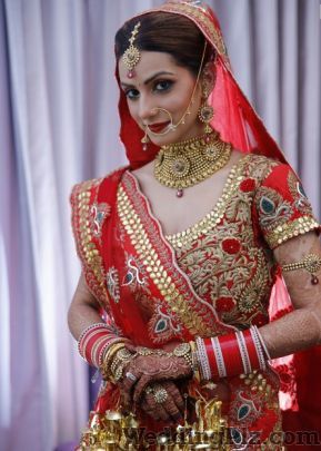 Tanu Singh Professional Makeup Artist Makeup Artists weddingplz