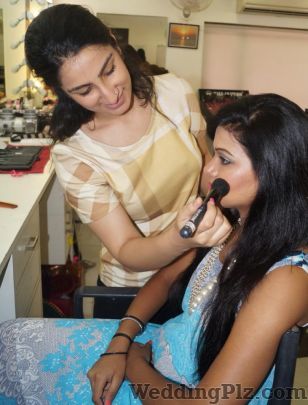 Makeup and Styling by Tanya Chadha Makeup Artists weddingplz